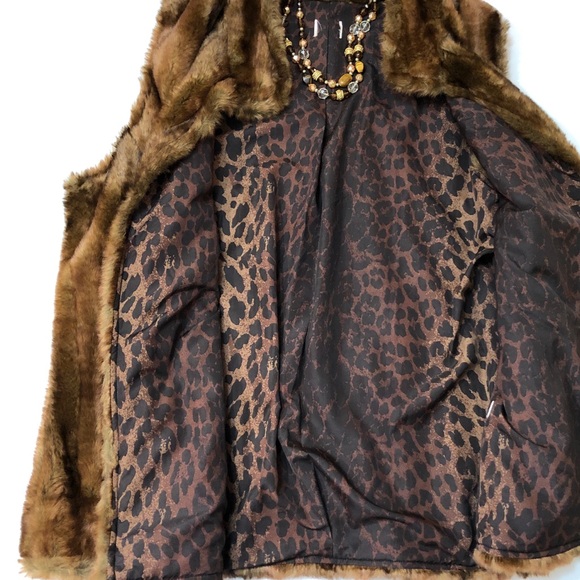 Faux Fur Long Open Vest with Pockets - Picture 7 of 8